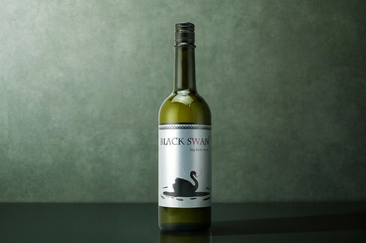 Shirakiku Black Swan bottle